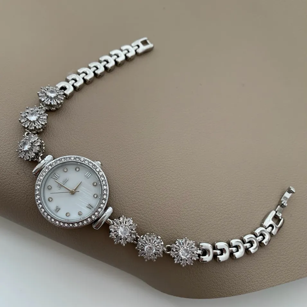 Frosted Grace Timepiece: Silver and Diamond Quartz Watch