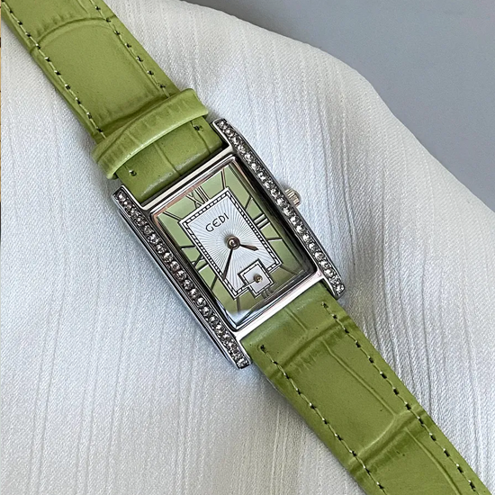 Avocado Luxe Timepiece: Diamond-Studded Waterproof Quartz Watch