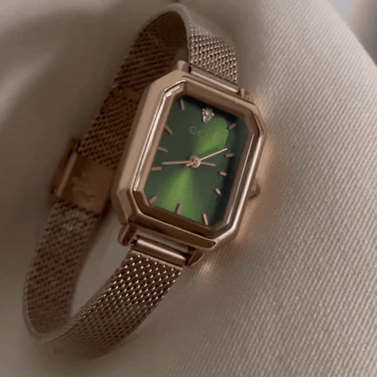 Champagne Green Petite Timepiece: Sleek and Sophisticated Watch